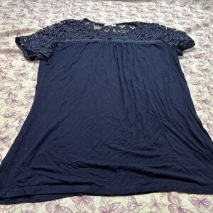 🍄Lace Yoke Short Sleeve Top in Navy